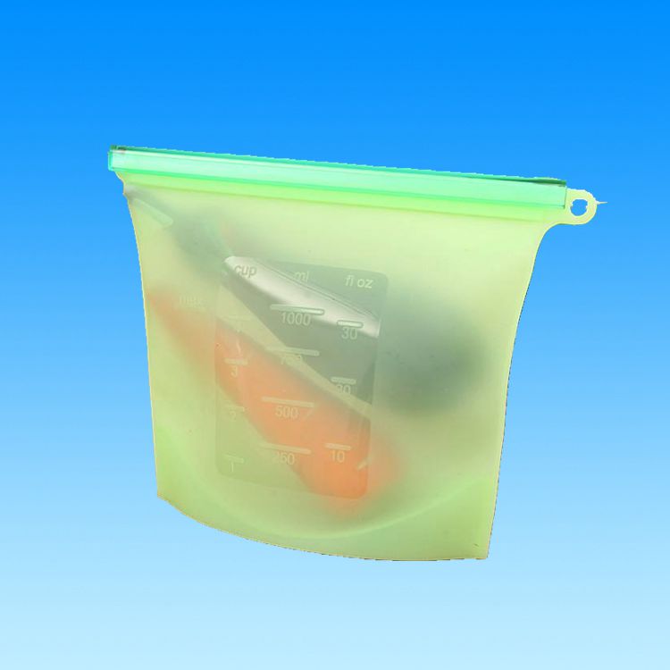 Silicone sealing bag